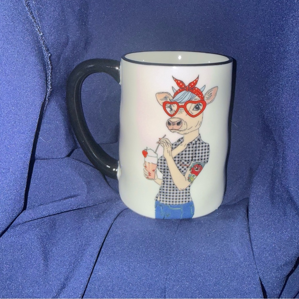 Chic Animal Print Coffee Mug with Black Handle